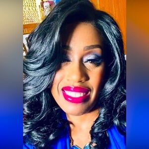 Meet your Posher, Robin